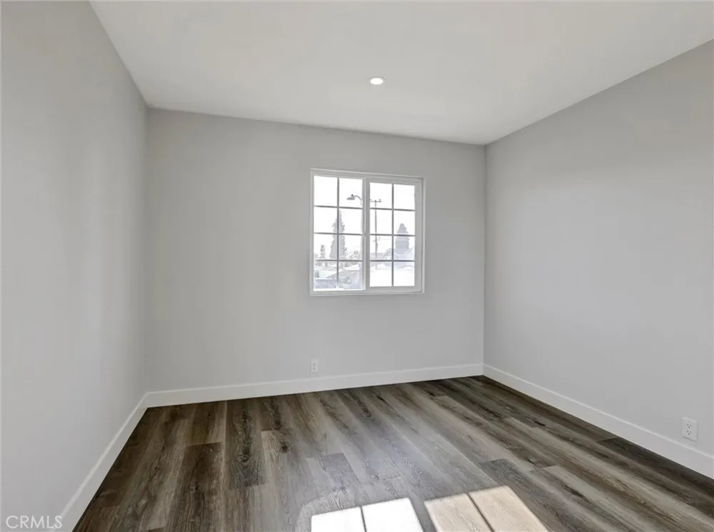 19722 Tajauta Carson, CA 90746