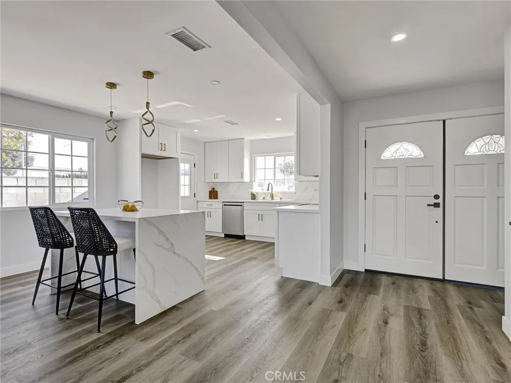 19722 Tajauta Carson, CA 90746