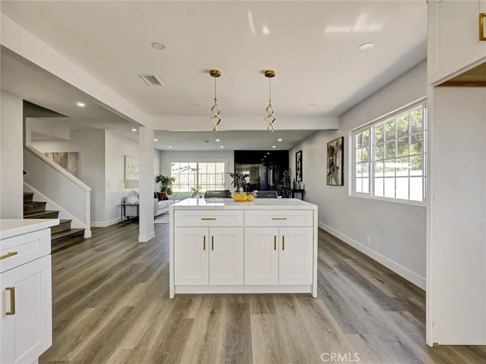 19722 Tajauta Carson, CA 90746