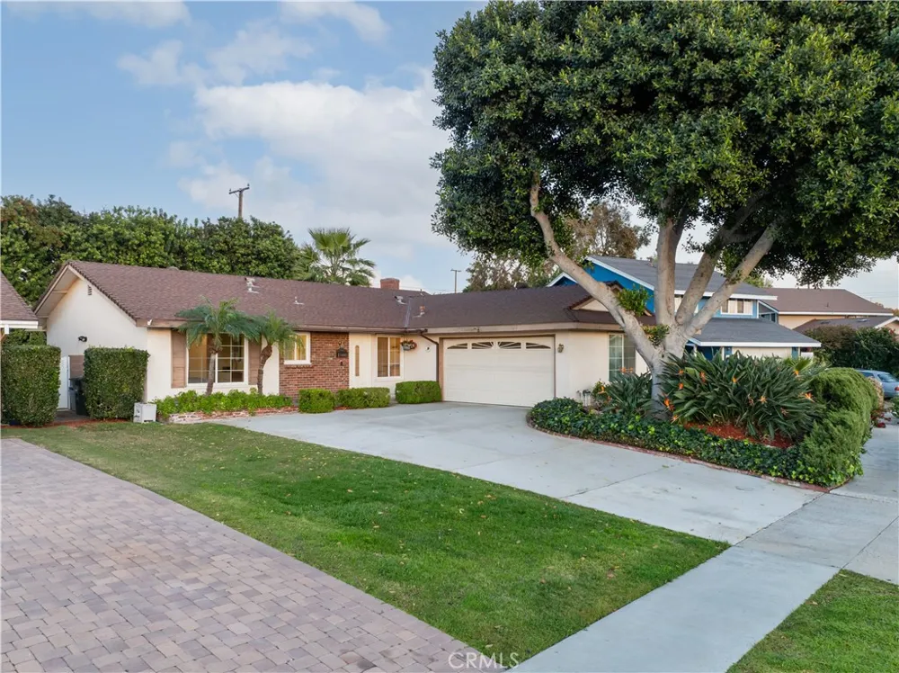 24745 Calle El Toro Grande Lake Forest, CA 92630