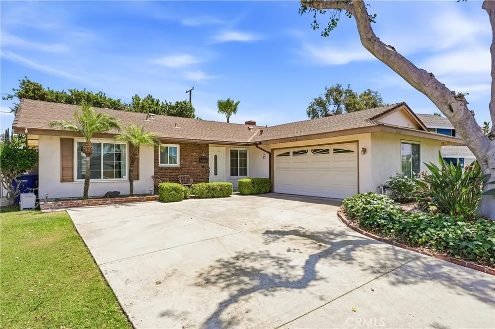24745 Calle El Toro Grande Lake Forest, CA 92630