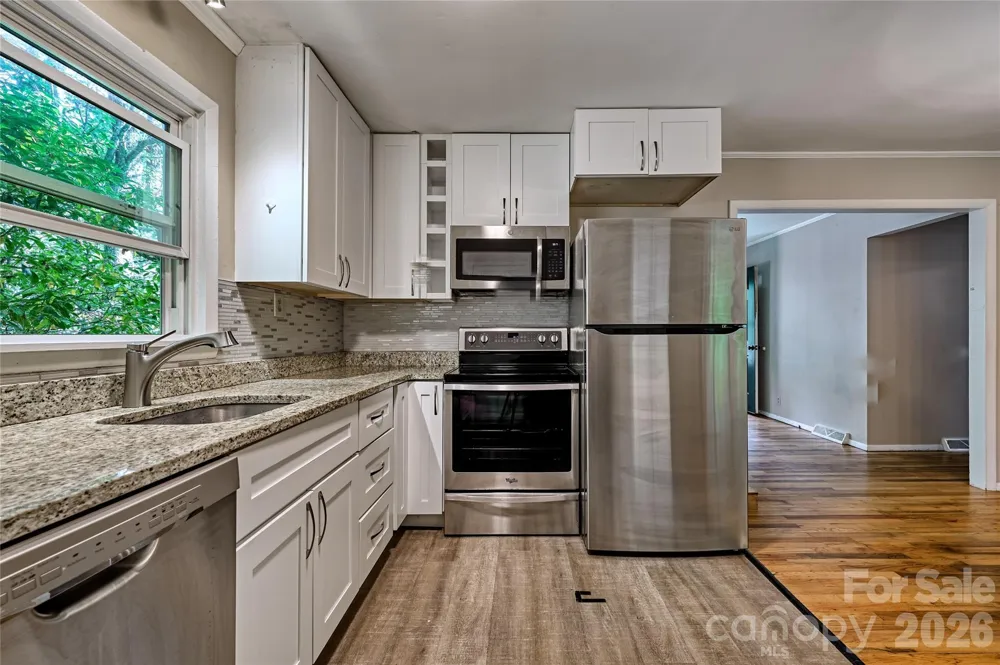 556 Shortoff Road Highlands, NC 28741