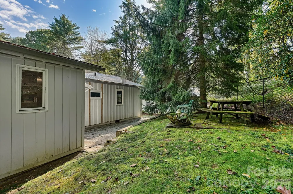 556 Shortoff Road Highlands, NC 28741