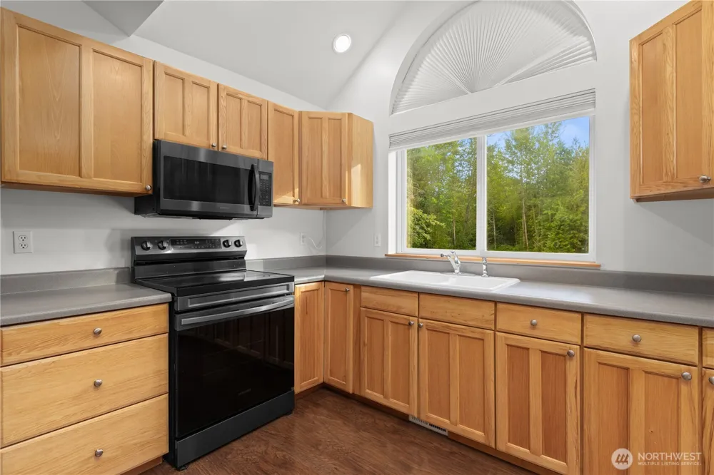 28109 121st Avenue E Graham, WA 98338