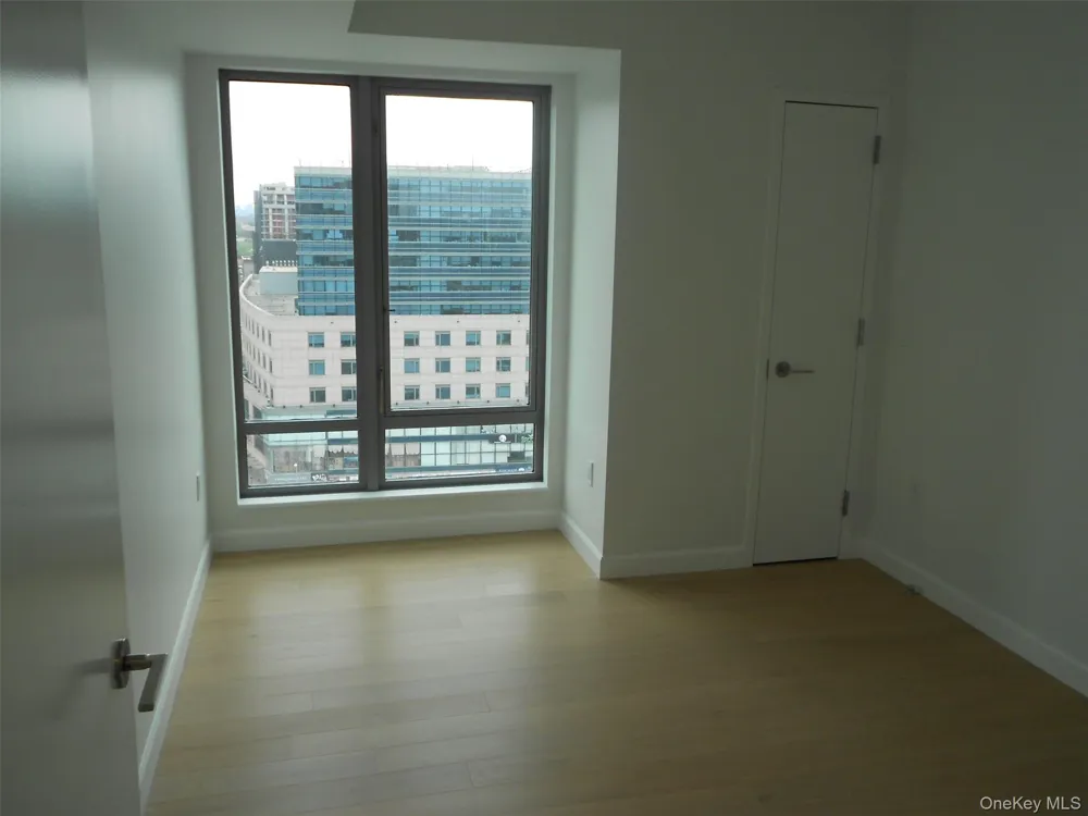 138-35 39 AVENUE #11G Flushing, NY 11354