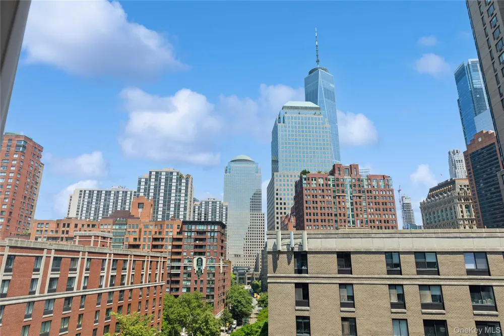 2 S End Avenue #9C New York (Manhattan), NY 10280