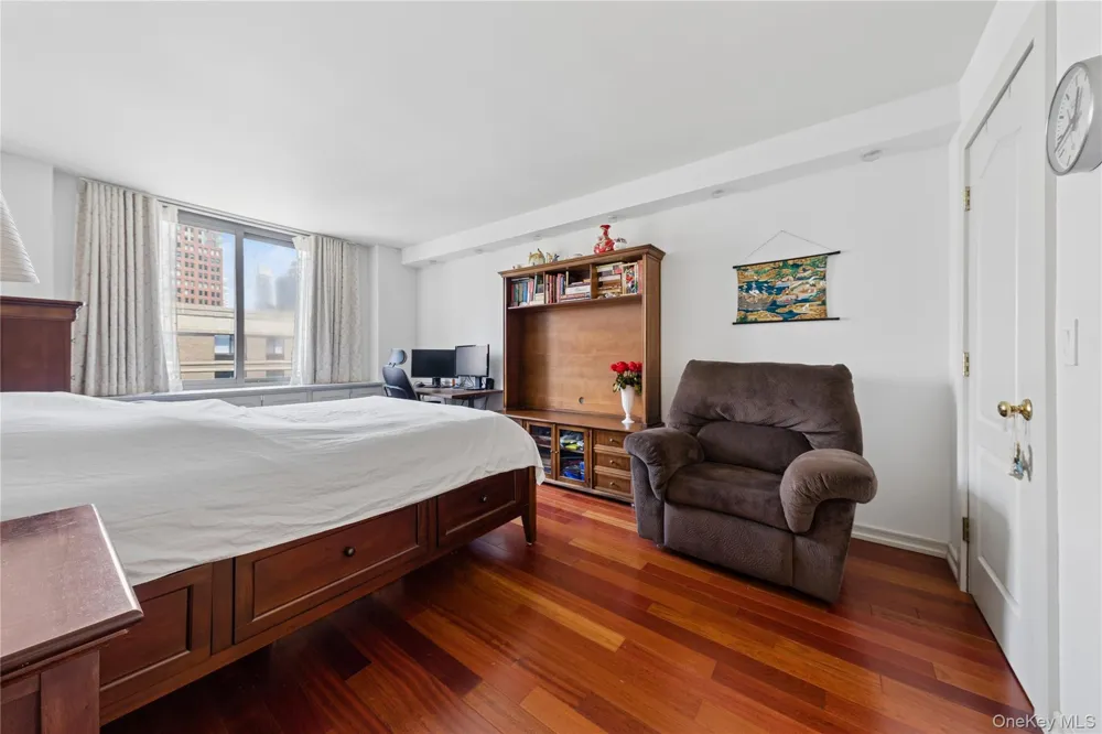 2 S End Avenue #9C New York (Manhattan), NY 10280