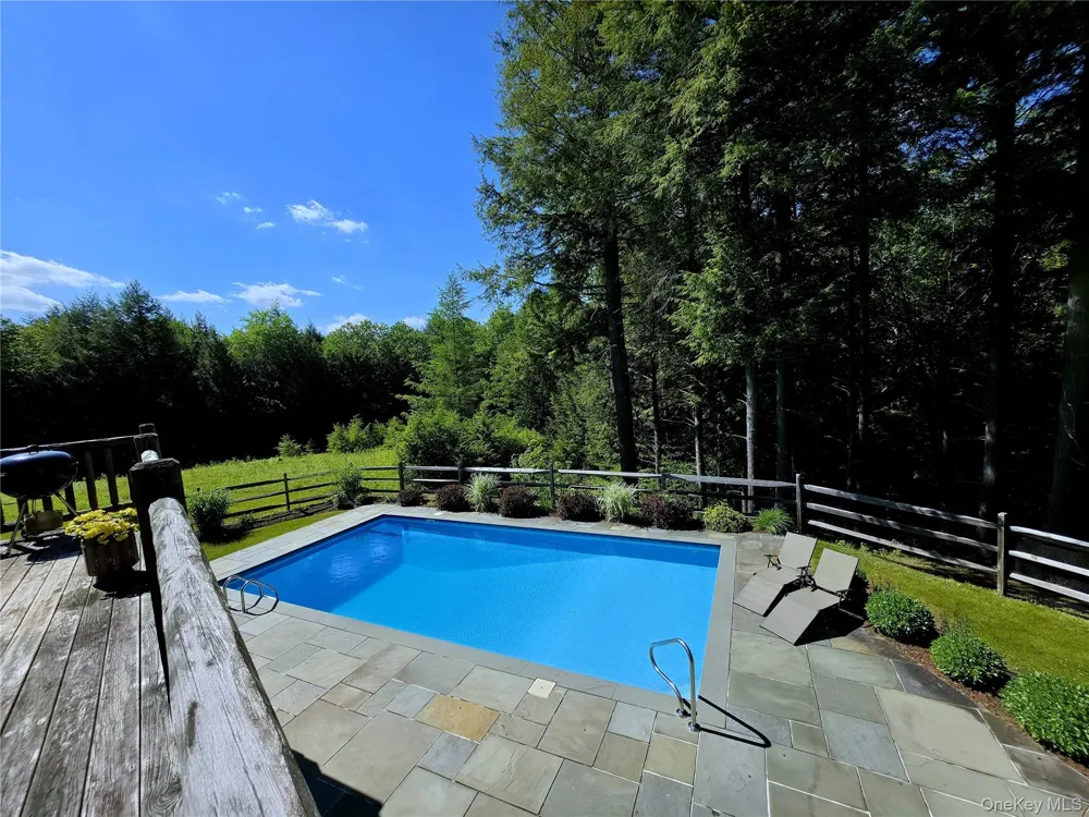108 Eagles Ridge Way Parksville, NY 12768