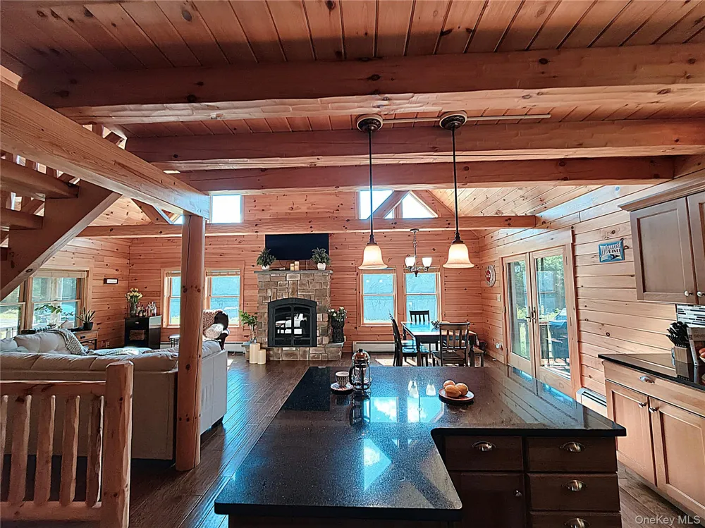 108 Eagles Ridge Way Parksville, NY 12768
