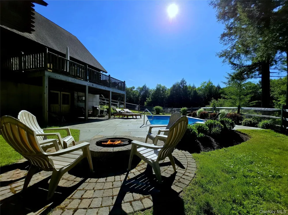 108 Eagles Ridge Way Parksville, NY 12768
