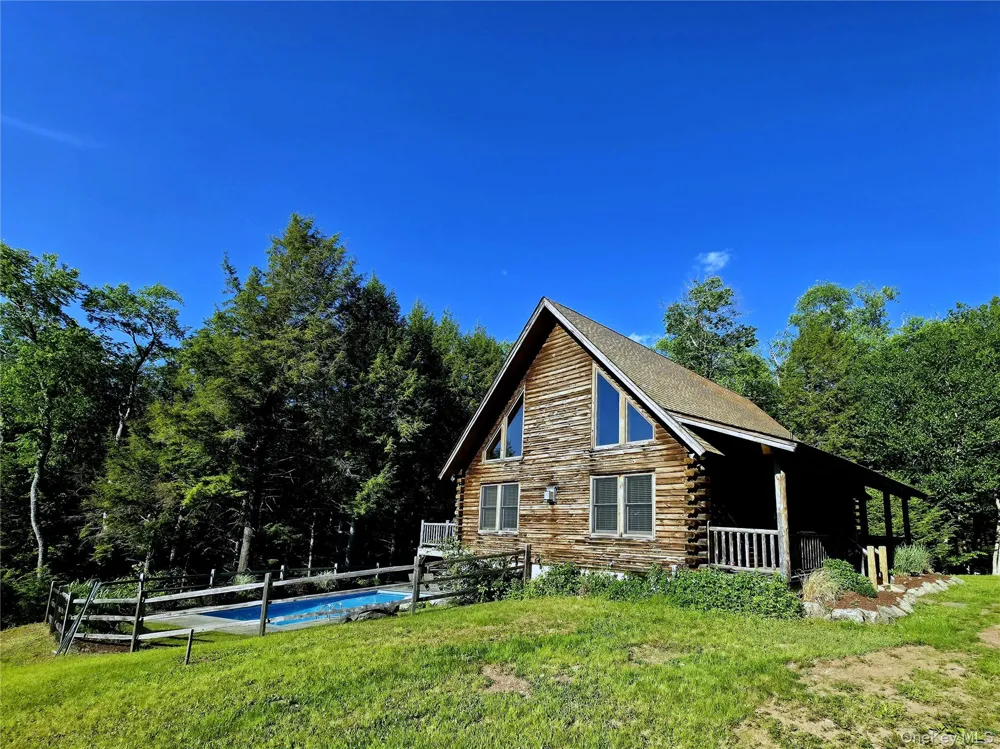 108 Eagles Ridge Way Parksville, NY 12768