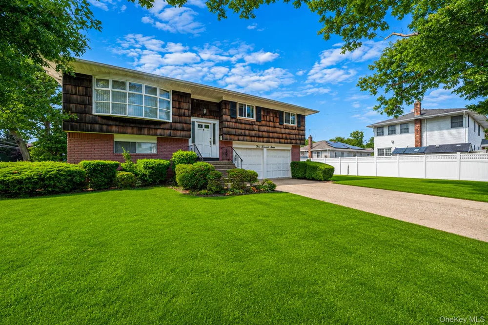 4007 Clark Street Seaford, NY 11783