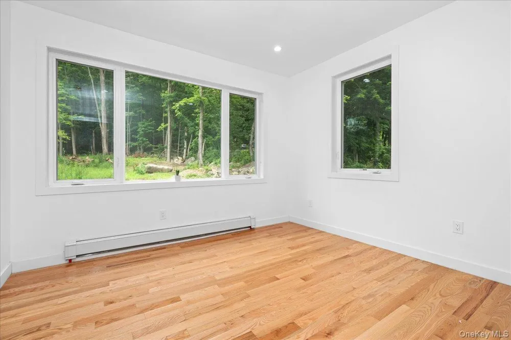 15 County Highway 5 Greenwood Lake, NY 10925