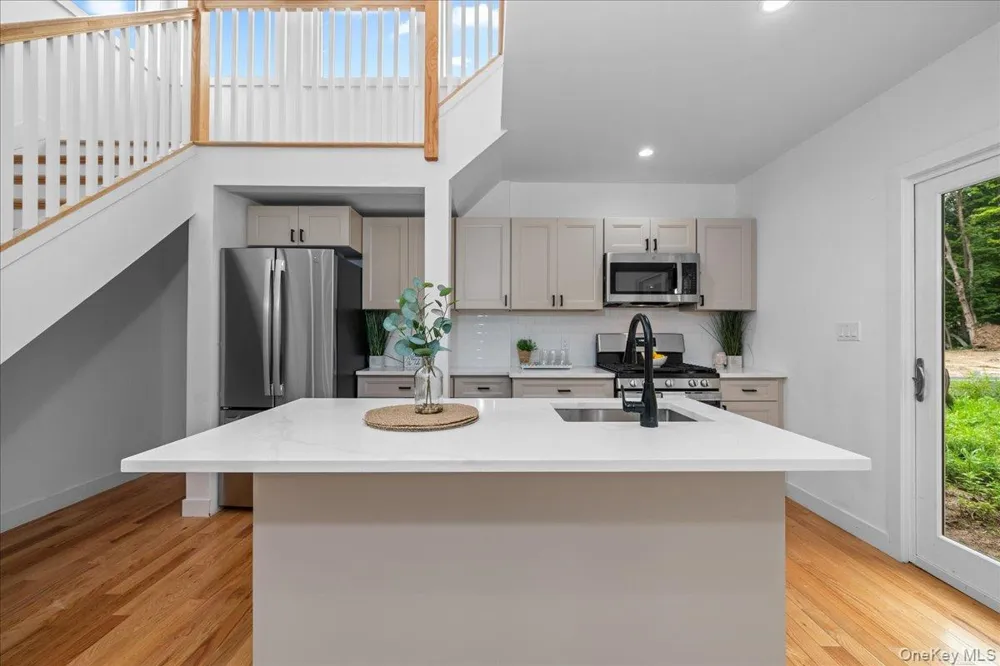 15 County Highway 5 Greenwood Lake, NY 10925