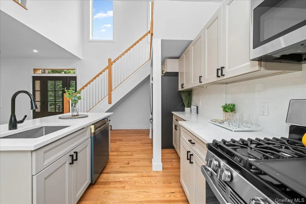 15 County Highway 5 Greenwood Lake, NY 10925