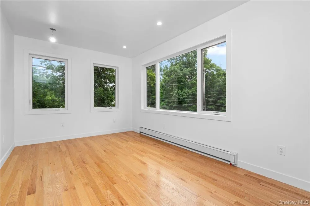 15 County Highway 5 Greenwood Lake, NY 10925