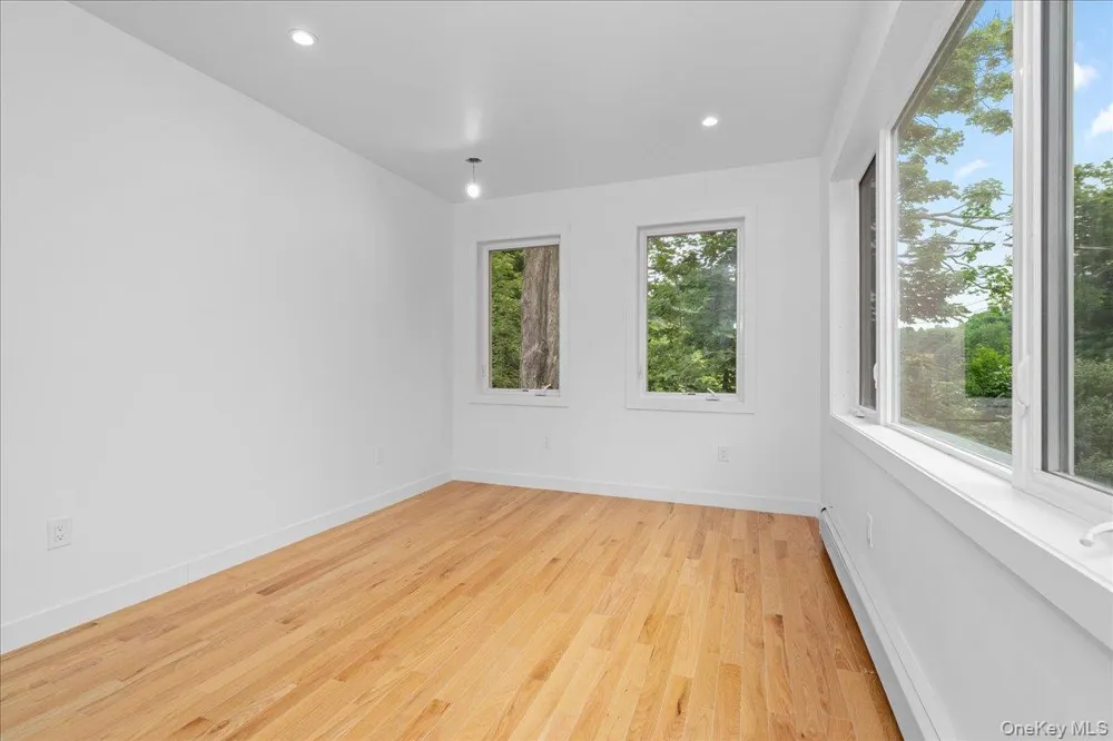 15 County Highway 5 Greenwood Lake, NY 10925