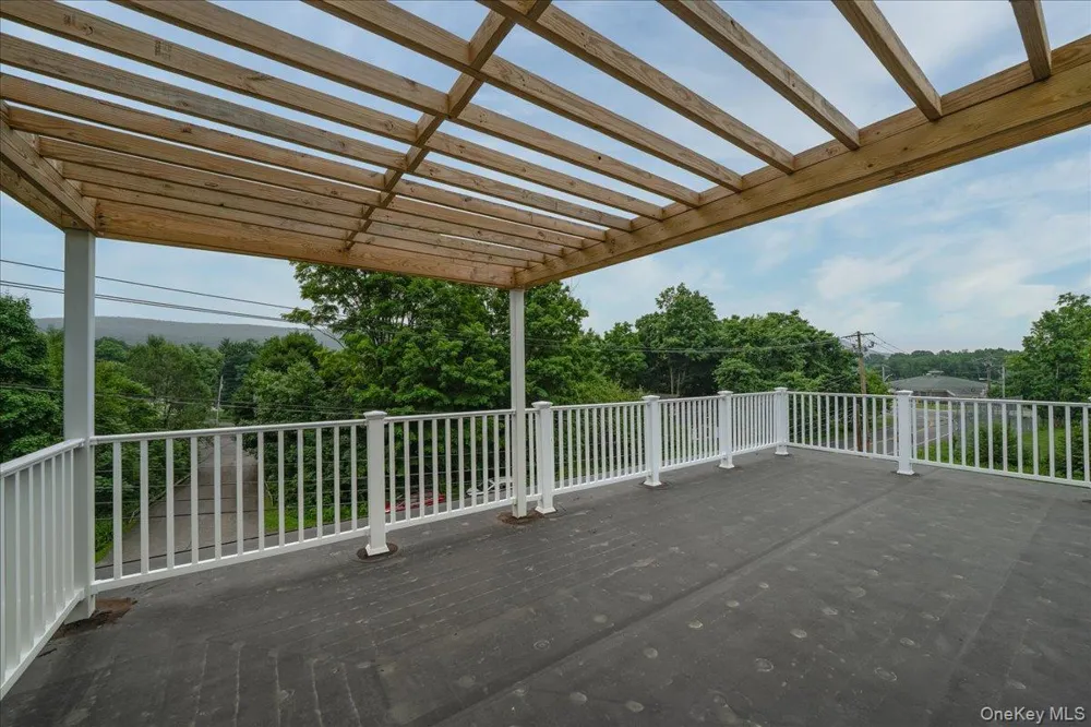 15 County Highway 5 Greenwood Lake, NY 10925