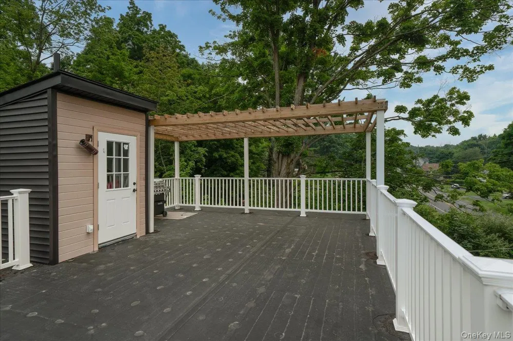 15 County Highway 5 Greenwood Lake, NY 10925