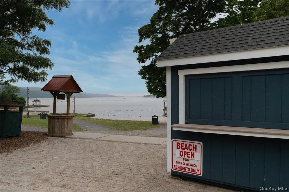 15 County Highway 5 Greenwood Lake, NY 10925