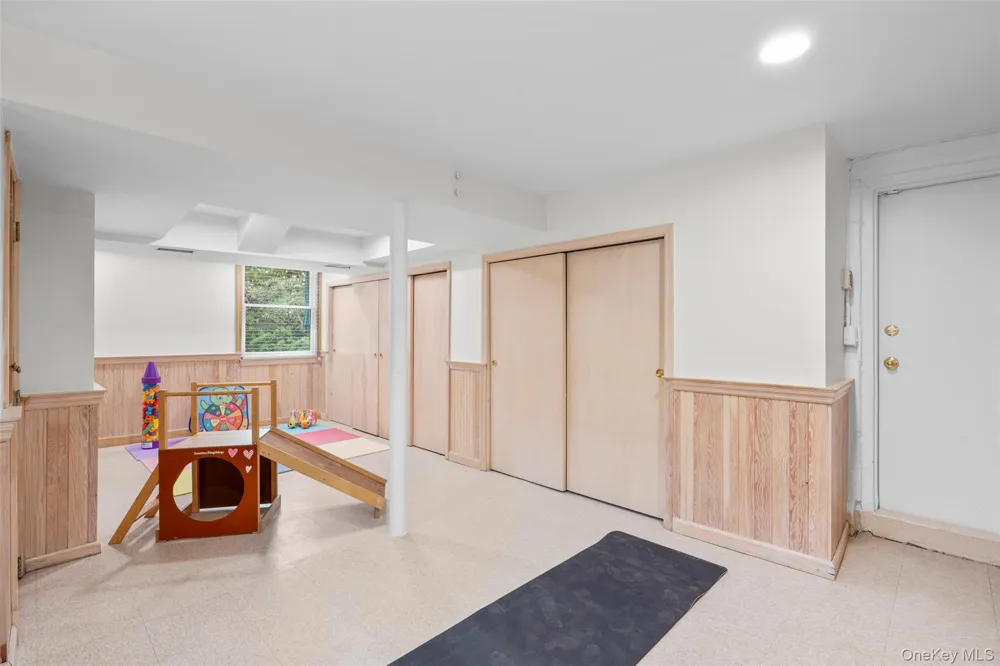 52 Wendt Avenue Larchmont, NY 10538