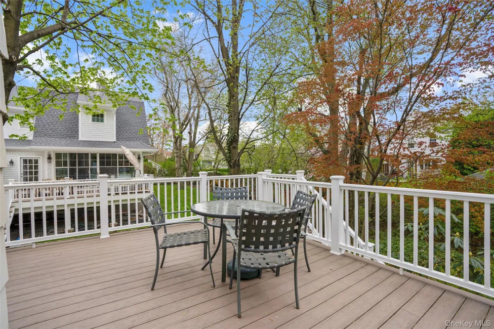 52 Wendt Avenue Larchmont, NY 10538