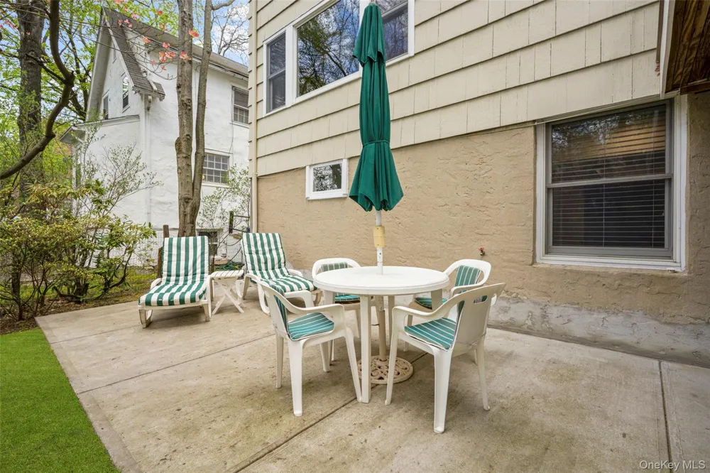52 Wendt Avenue Larchmont, NY 10538