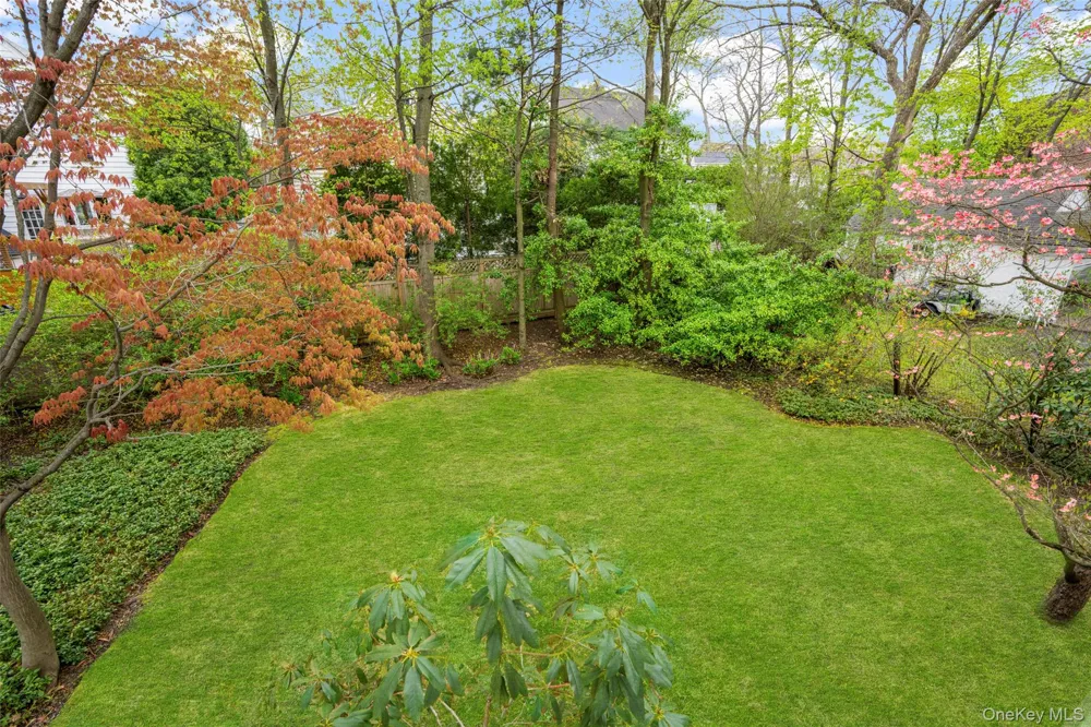 52 Wendt Avenue Larchmont, NY 10538