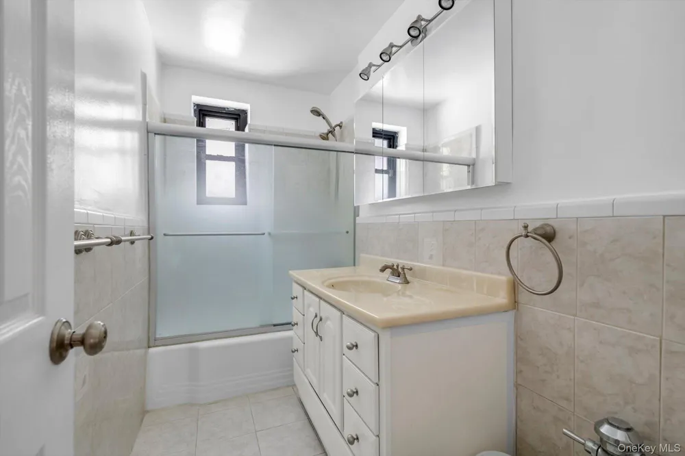 32-20 89th Street #108 East Elmhurst, NY 11369