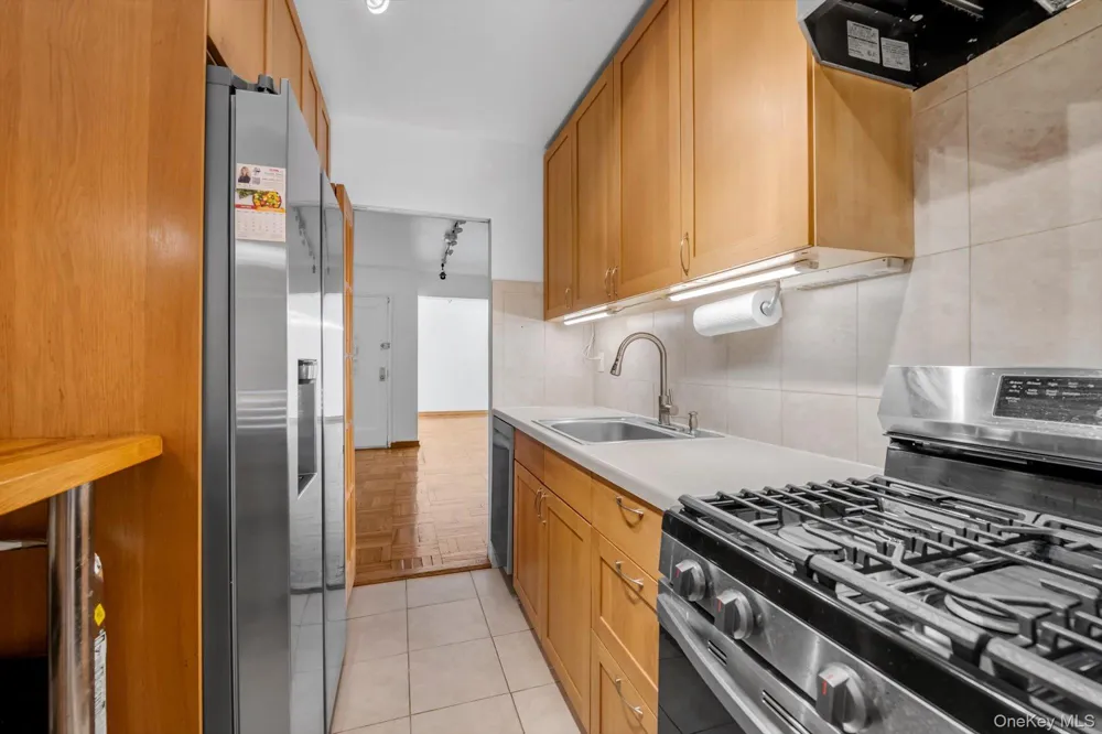 32-20 89th Street #108 East Elmhurst, NY 11369