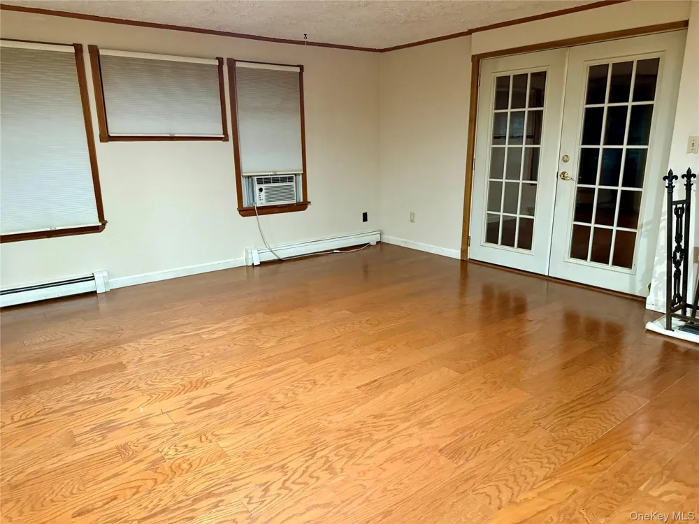 14 Englewood Terrace Mahopac, NY 10541