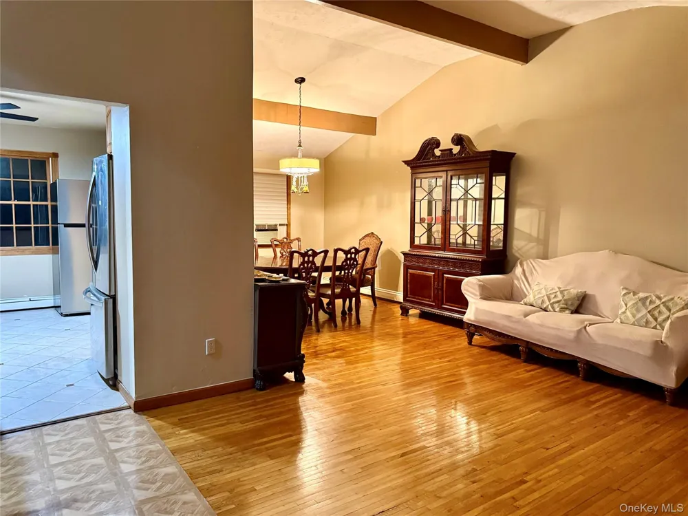 14 Englewood Terrace Mahopac, NY 10541