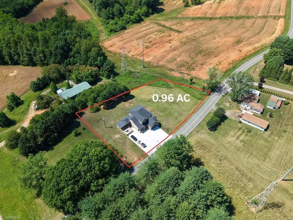 1097 Dodson Mill Road Pilot Mountain, NC 27041