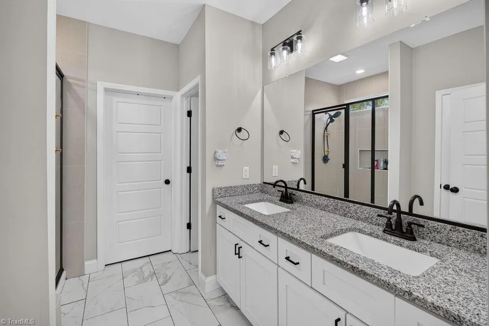 1097 Dodson Mill Road Pilot Mountain, NC 27041