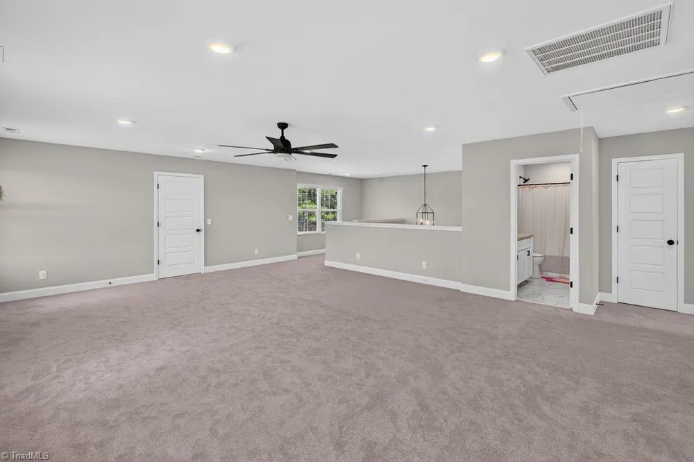 1097 Dodson Mill Road Pilot Mountain, NC 27041