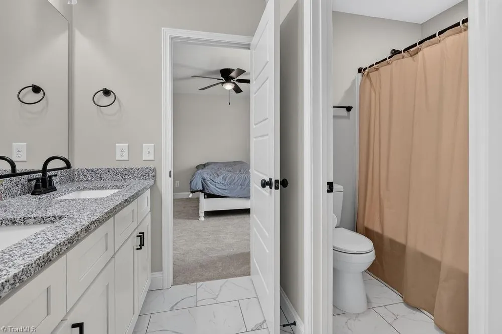 1097 Dodson Mill Road Pilot Mountain, NC 27041