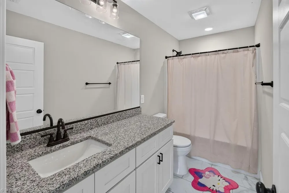 1097 Dodson Mill Road Pilot Mountain, NC 27041