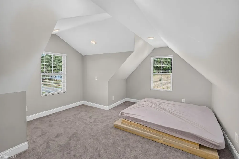 1097 Dodson Mill Road Pilot Mountain, NC 27041