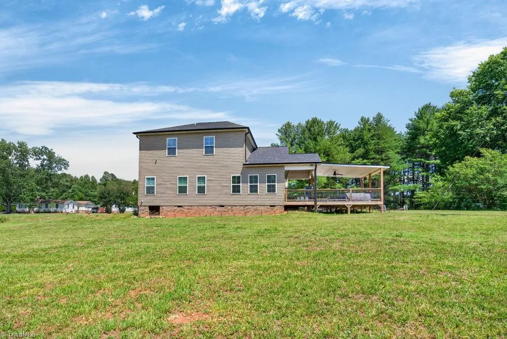 1097 Dodson Mill Road Pilot Mountain, NC 27041