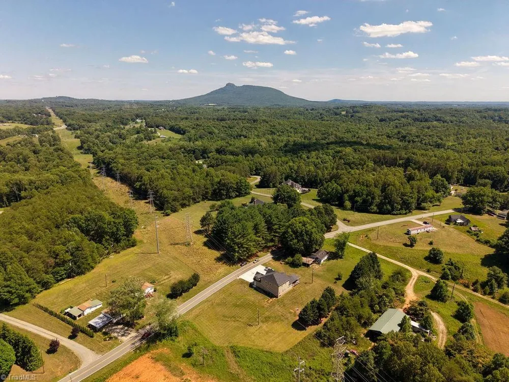 1097 Dodson Mill Road Pilot Mountain, NC 27041