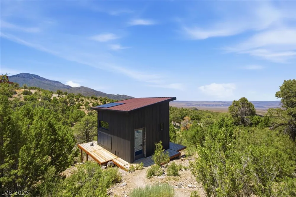 154 Oak Trail Circle Cold Creek, NV 89124