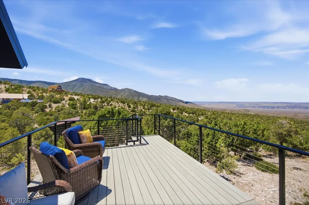 154 Oak Trail Circle Cold Creek, NV 89124