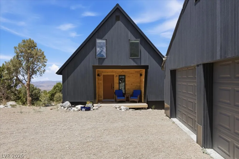154 Oak Trail Circle Cold Creek, NV 89124