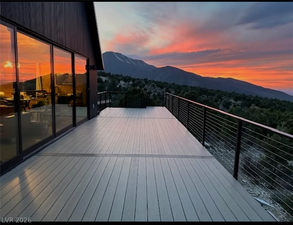 154 Oak Trail Circle Cold Creek, NV 89124