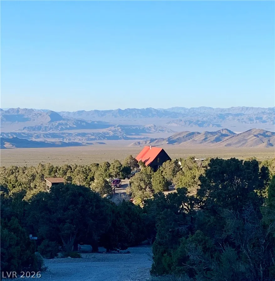 154 Oak Trail Circle Cold Creek, NV 89124