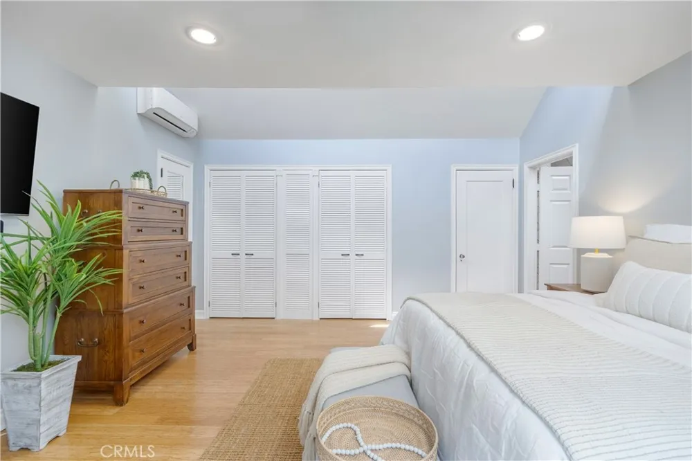 150 13th Street Seal Beach, CA 90740