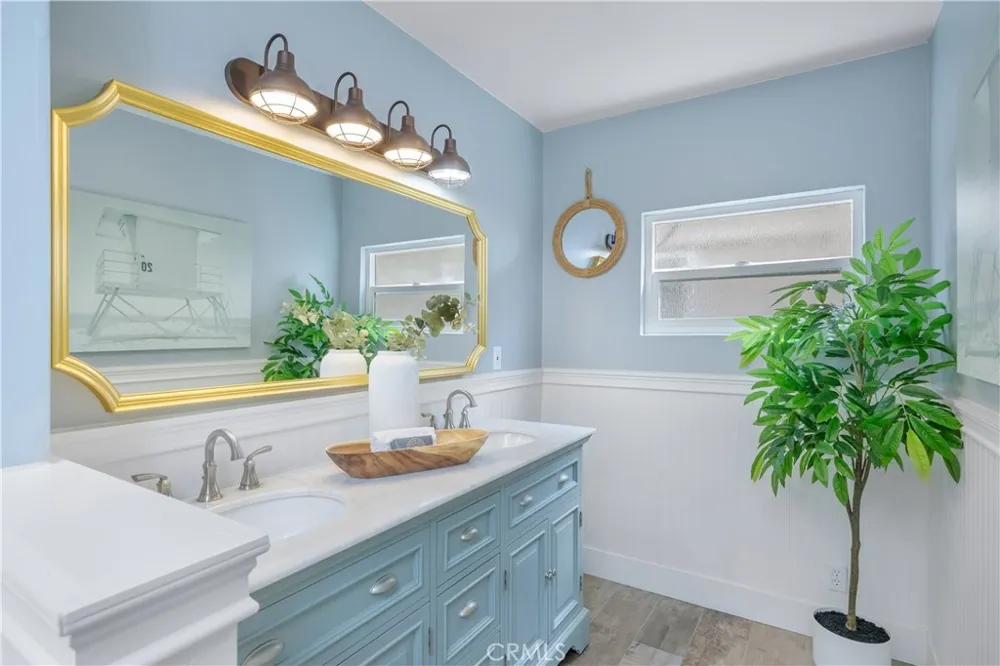 150 13th Street Seal Beach, CA 90740