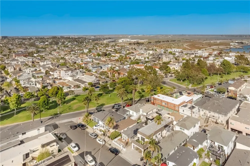 150 13th Street Seal Beach, CA 90740