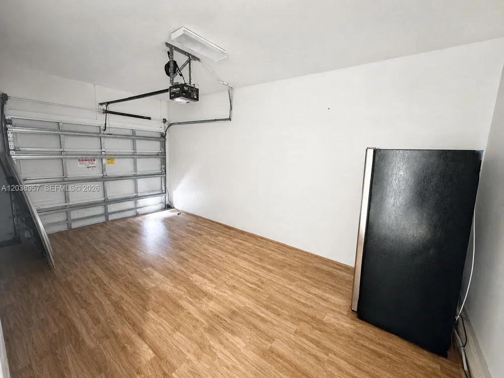 35 SE 3rd Ave #11 Hallandale Beach, FL 33009