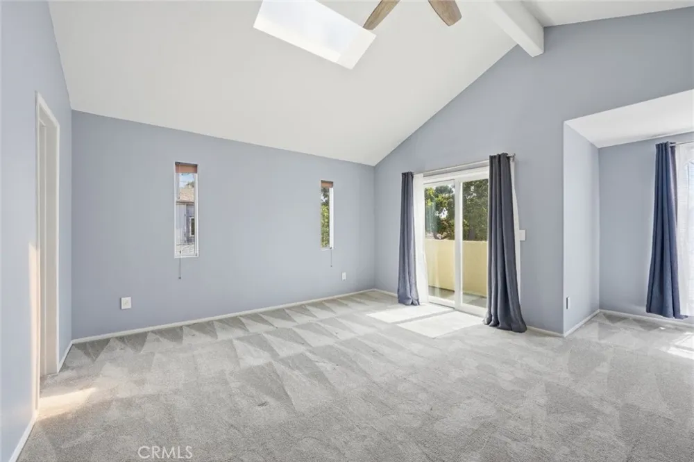 15011 Kingsdale Lawndale, CA 90260
